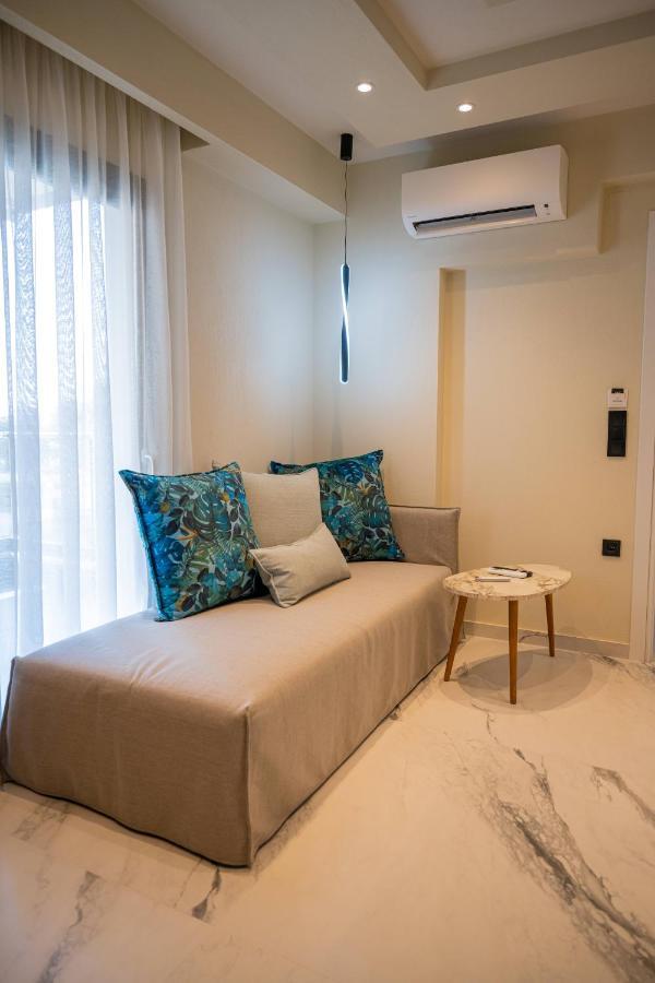 Fay Suites Flogita Exterior foto